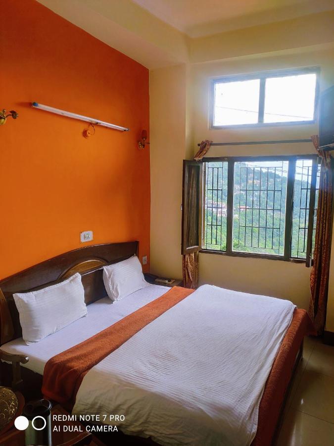 Castle View Hotell Mussoorie Exteriör bild