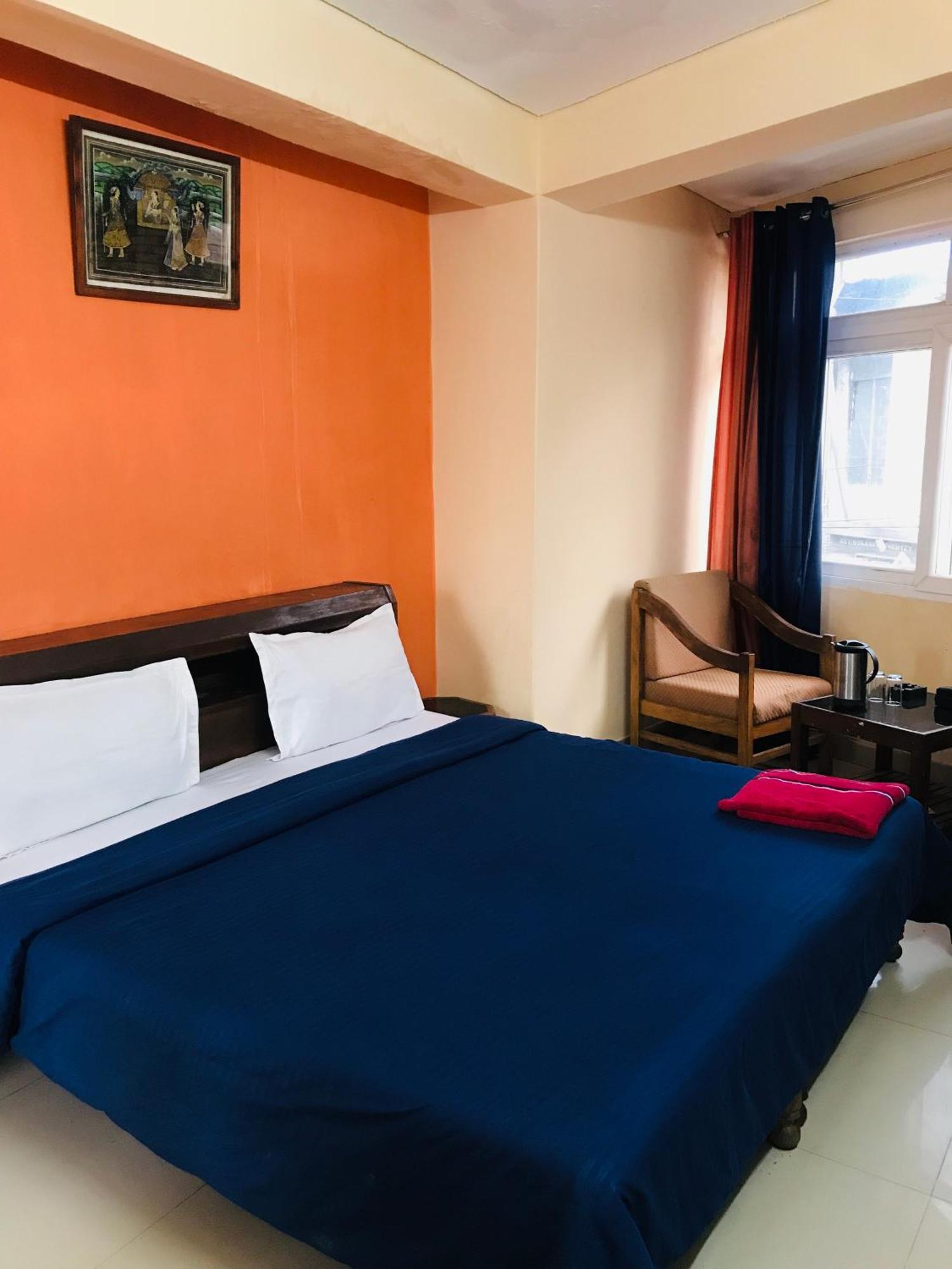 Castle View Hotell Mussoorie Exteriör bild