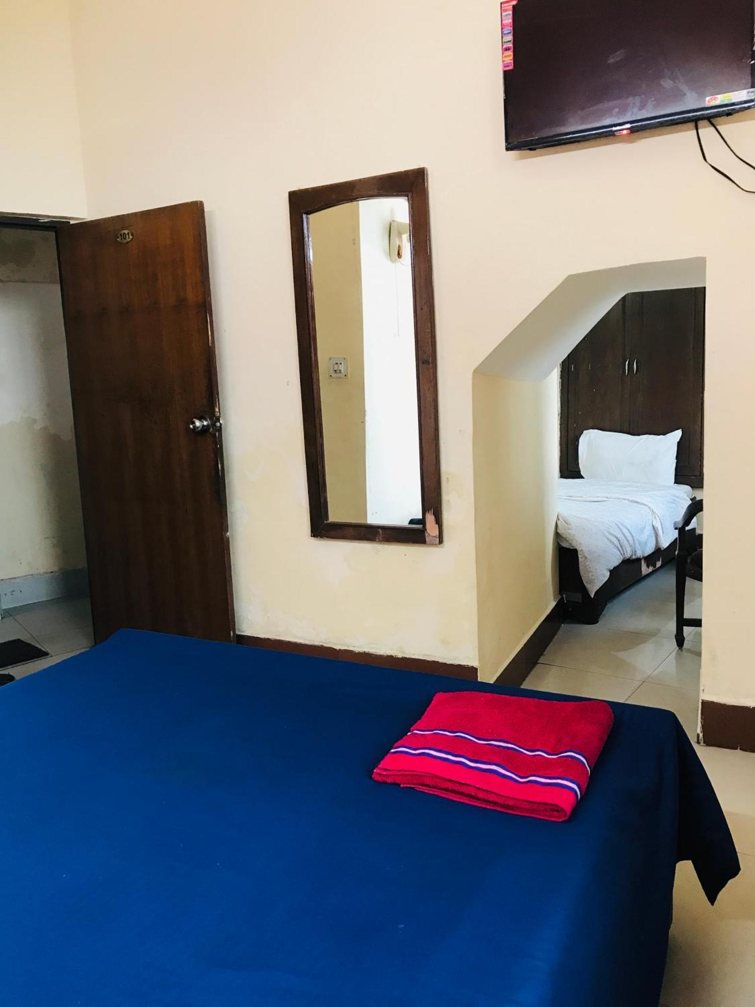 Castle View Hotell Mussoorie Rum bild